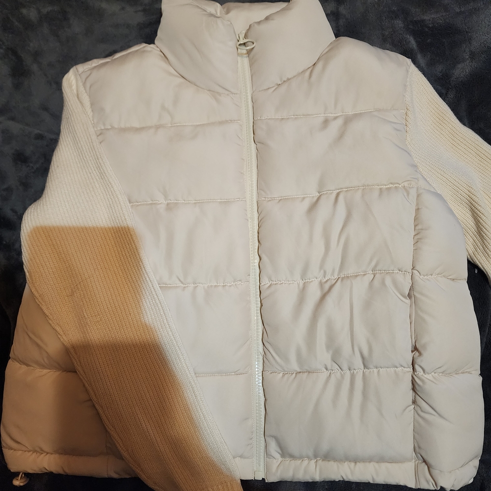 Women's Cream Puffer Jacket